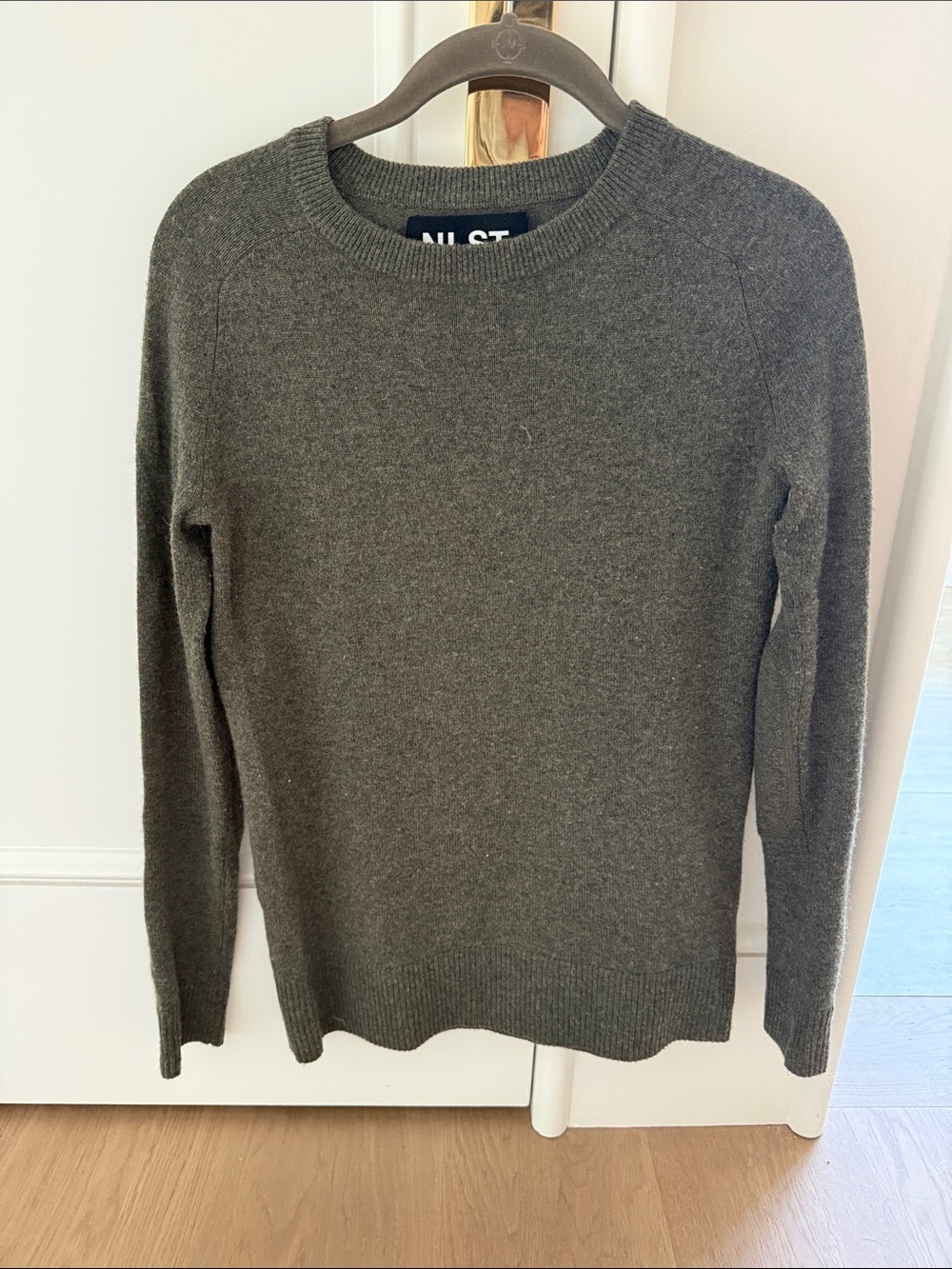 NLST cashmere sweater